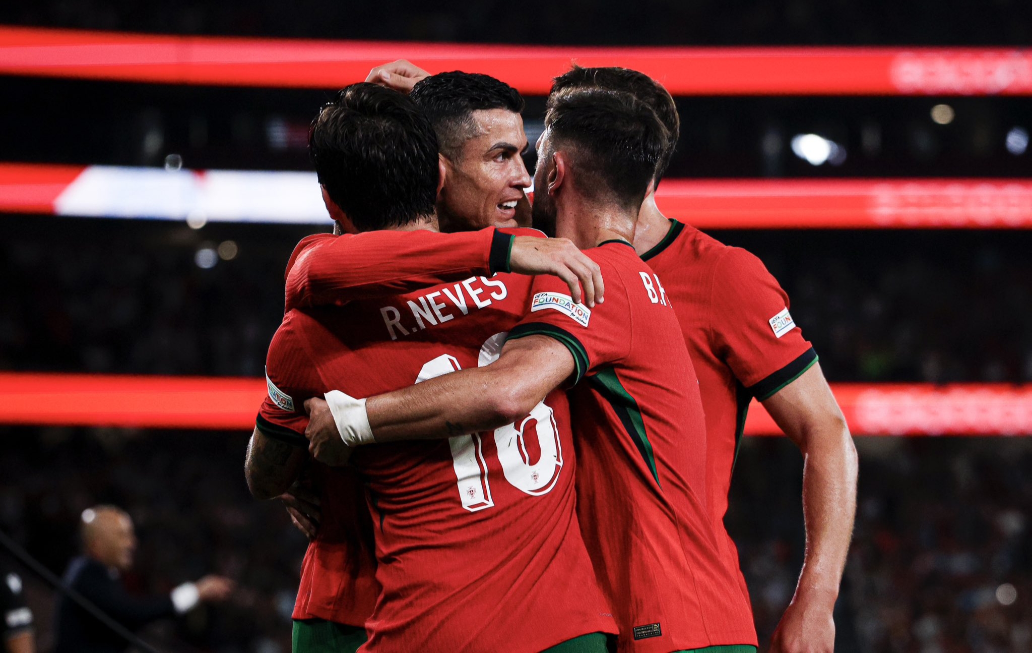 开云体育在线-葡萄牙队员调整状态，备战决胜一战