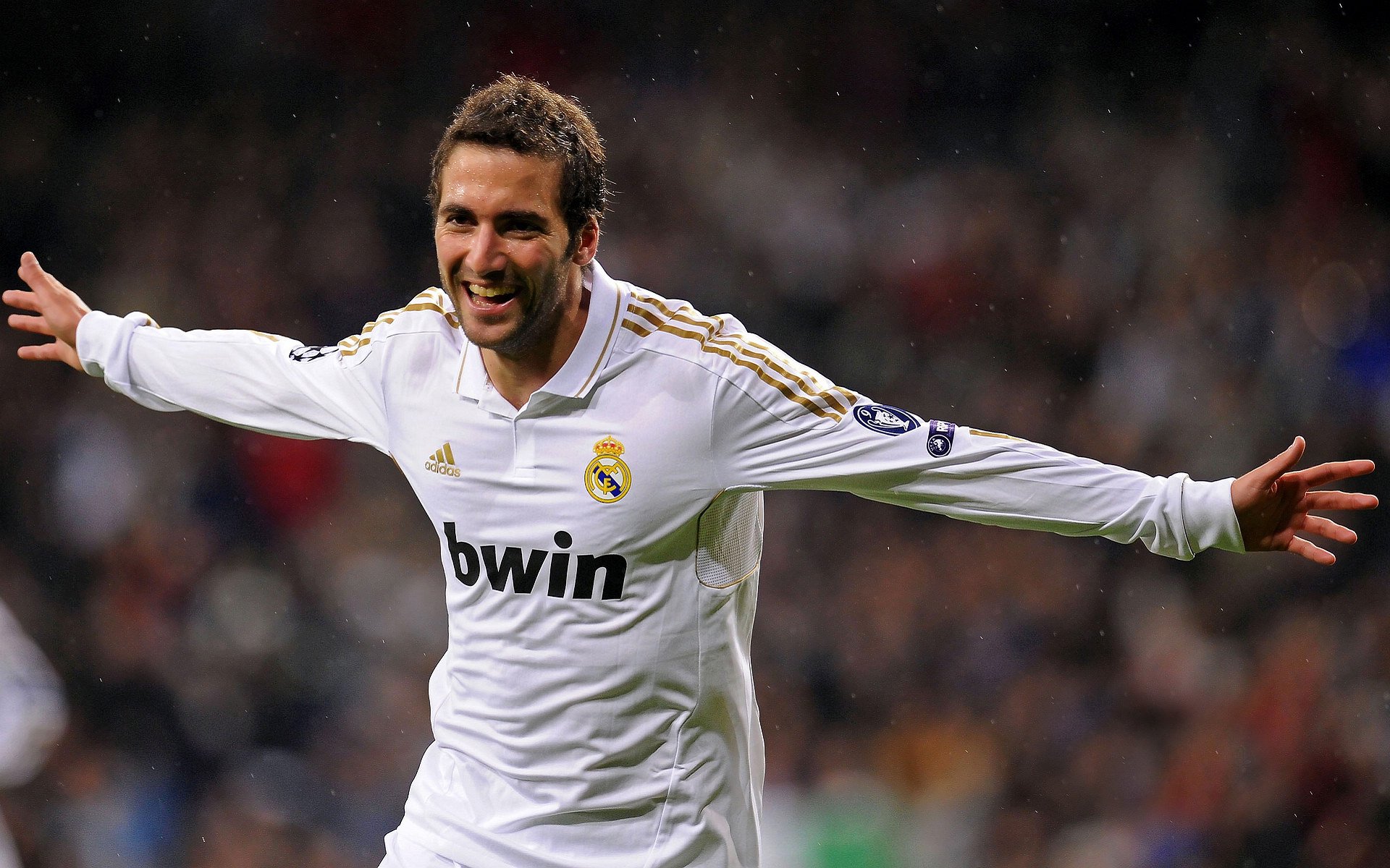 欧冠淘汰赛之夜，布雷默如何以独特节奏带动全队